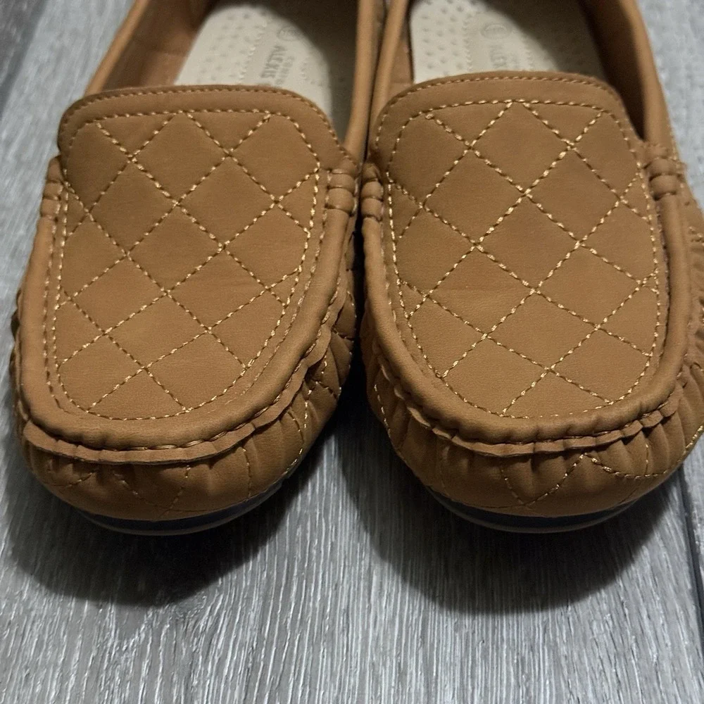 Comfort by Alexis Bendel Quilted Driving Loafers Cognac Brown Slip On Womens 10W